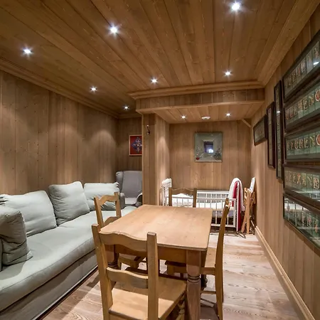 Chalet Luxueux Courchevel, 6 En Suite, Skis Aux Pieds - Fr-1-575-201